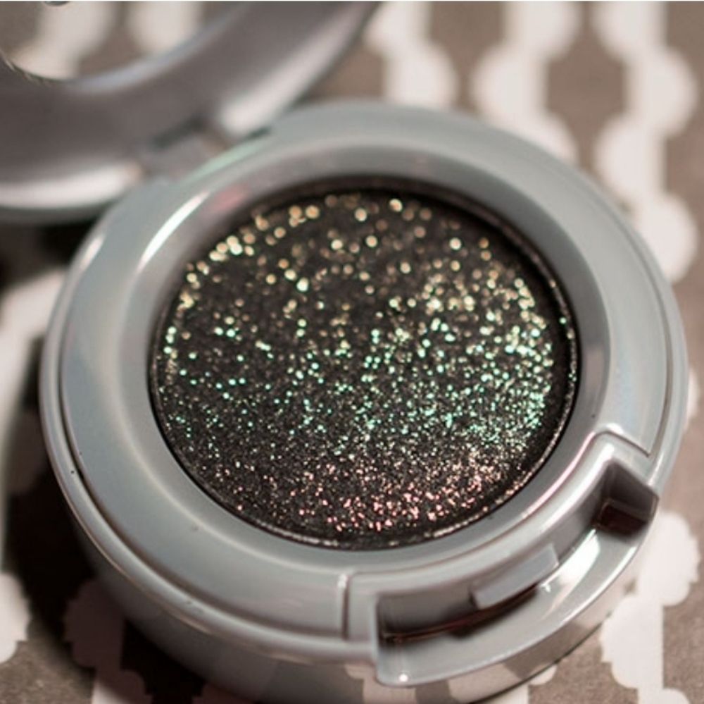 🧚‍♀️SCORPIO Urban Decay Moondust Eyeshadow Single Flawed